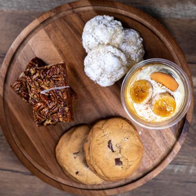 Desserts platter, top view