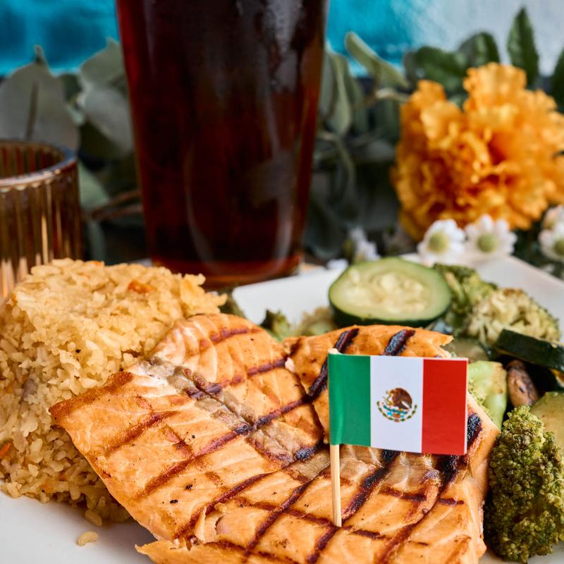 Salmon Hacienda Vieja* photo