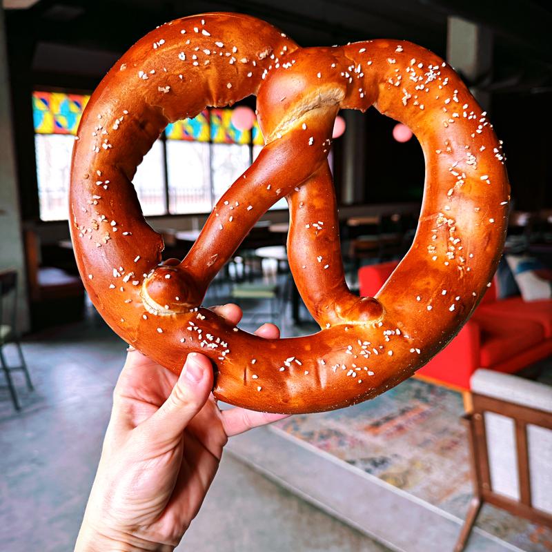Soft Pretzel & Beer Cheese photo