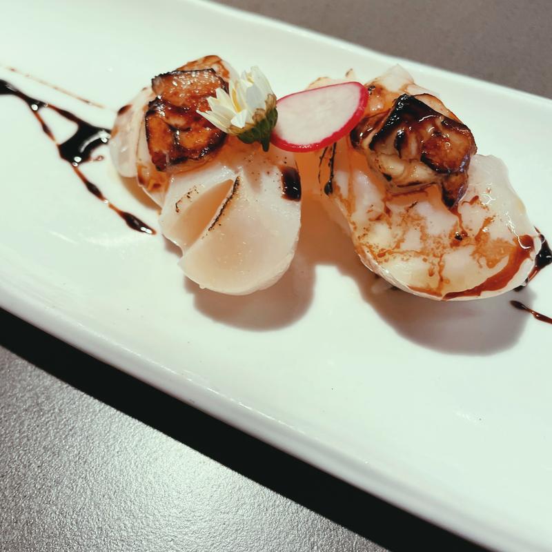 Hokkaido Scallops torched with Foie Gras photo