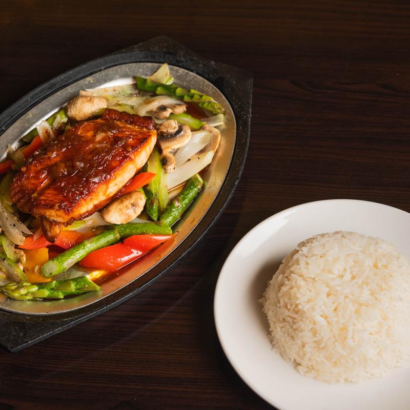 Ca Hoi Nuong: (Salmon Fillet 7 Oz.) photo