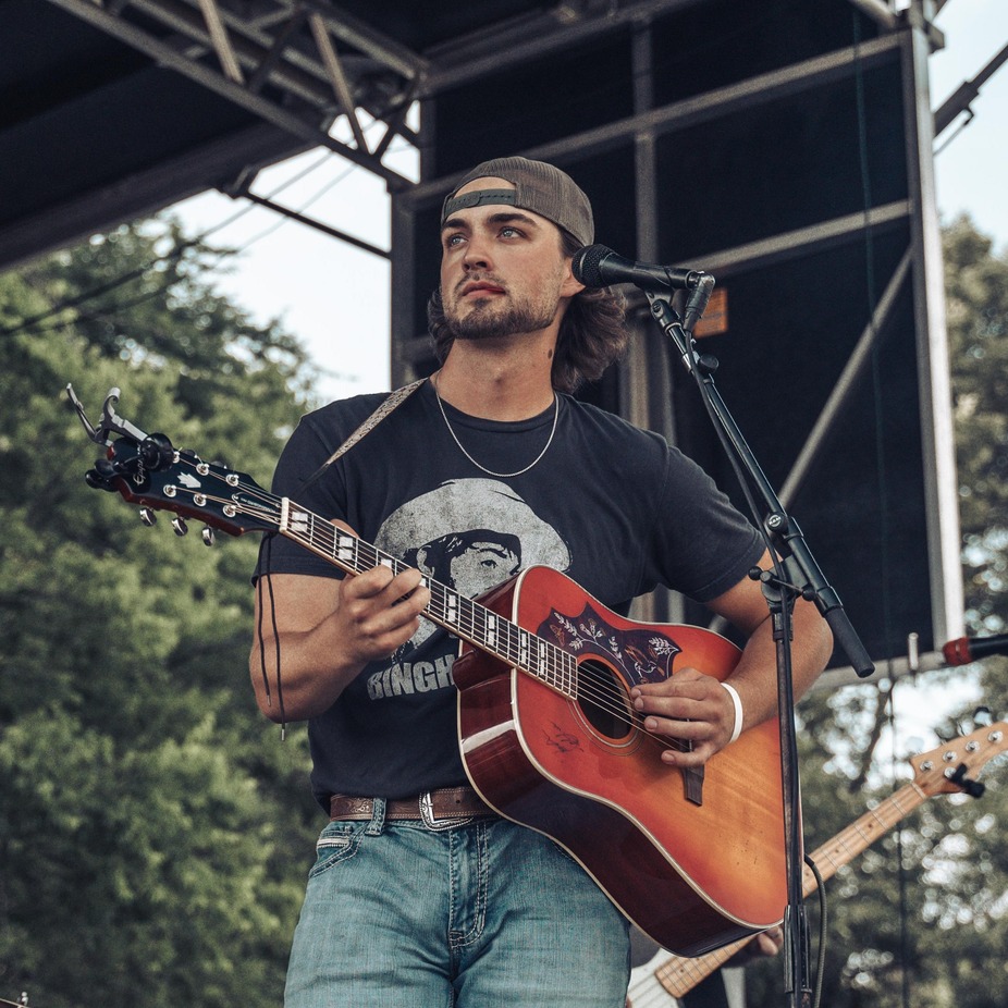 Ian Tonroy event photo