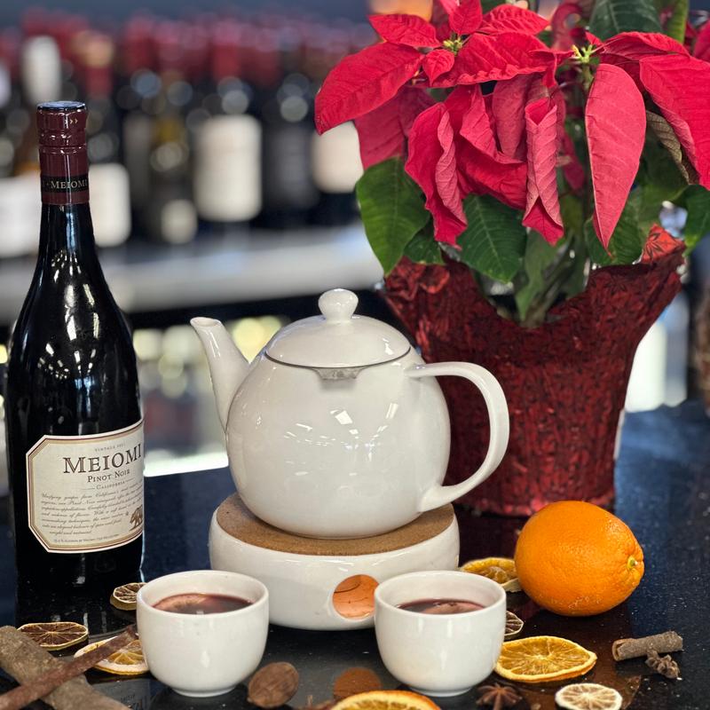 HOLIDAY SPECIAL Mulled Wine photo