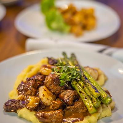 Woodford Steak Tips dish.