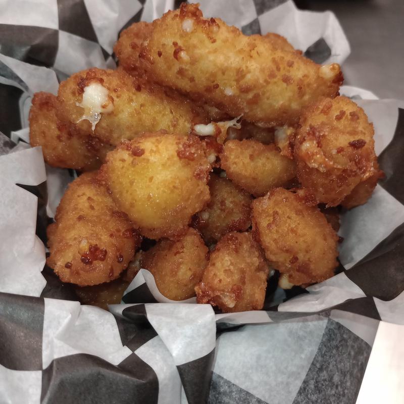 Wisconsin Cheese Curds photo