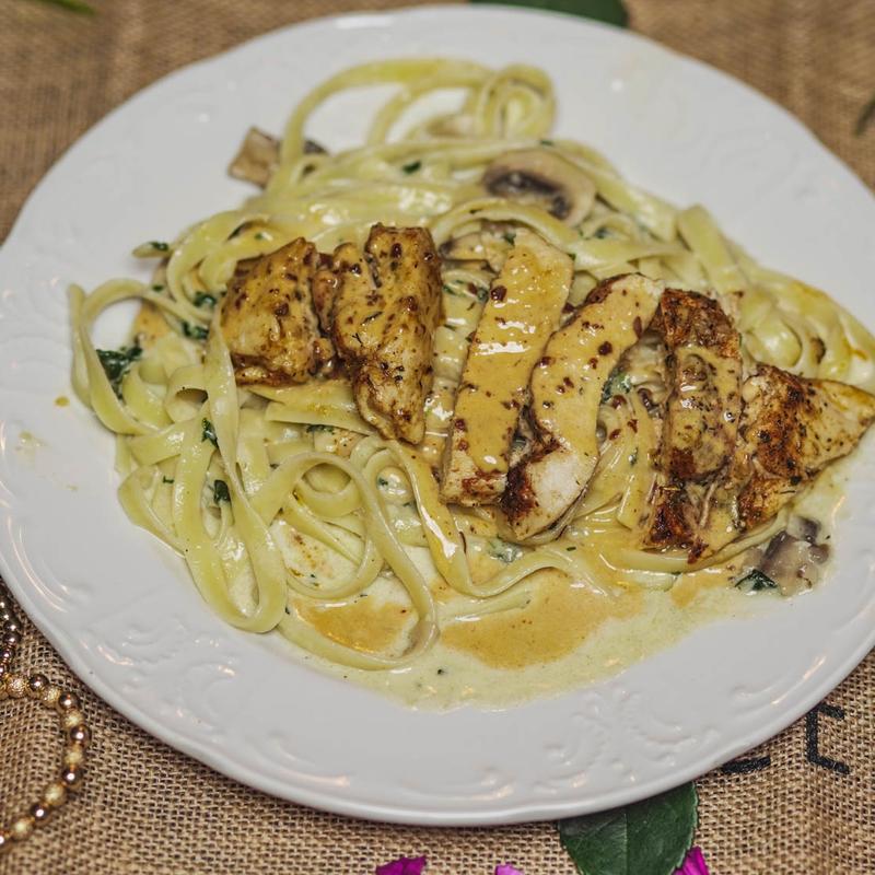 menu item 11 of 12, Fettuccine Alfredo