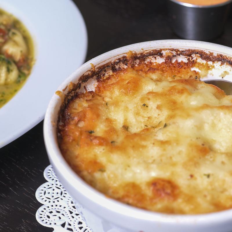 Baked Macaroni and Cheese photo