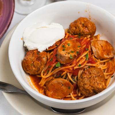 Spaghetti and meatballs.