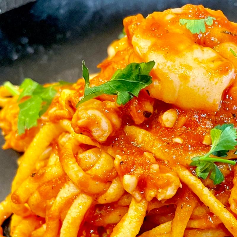 Linguine Shrimp Fra Diavolo photo