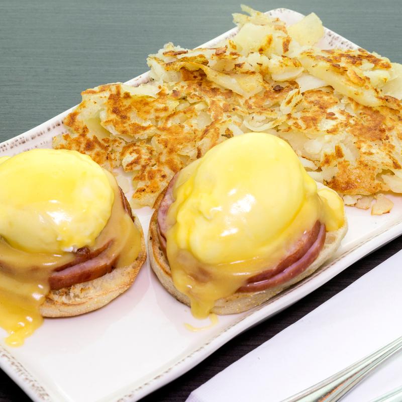 Eggs Benedict photo