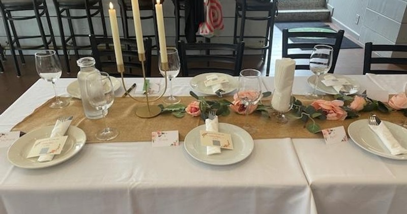 Table set for dinning