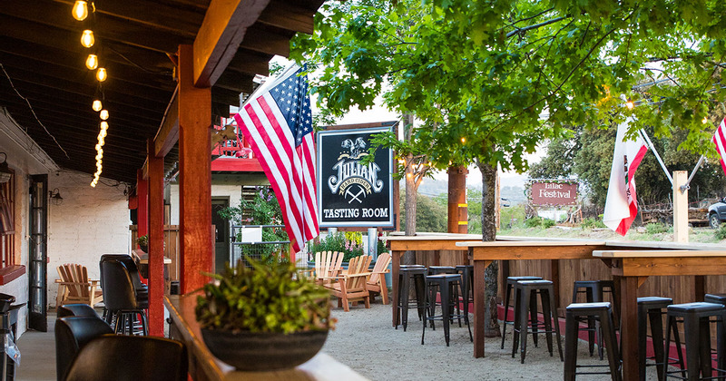 Exterior, tables outside