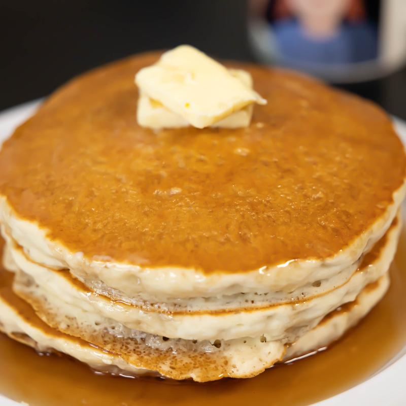 menu item 3 of 8, Pancakes