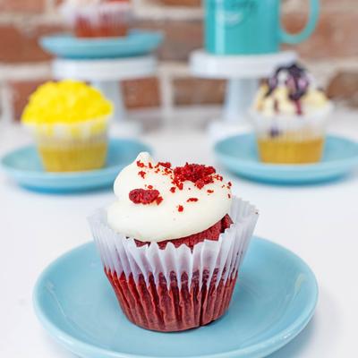 Red velvet cupcake and other types.