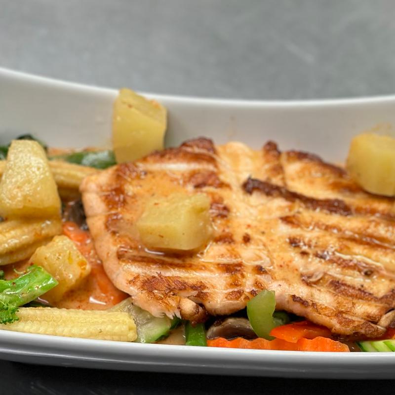 menu item 39 of 106, Salmon Pineapple Curry