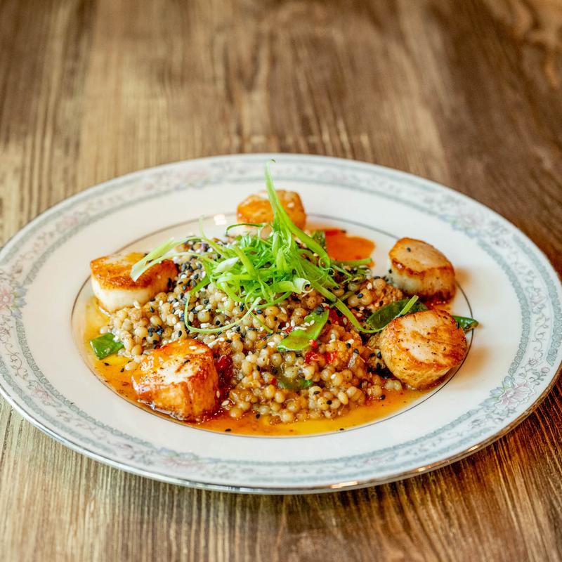 menu item 9 of 10, Seared Scallops