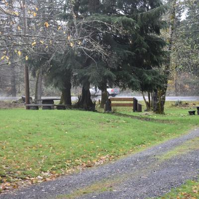 Road leading to restaurant