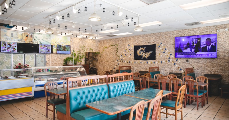 Diner area, booths, tables, chairs