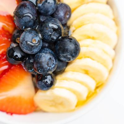 Fresh fruit bowl, close up.