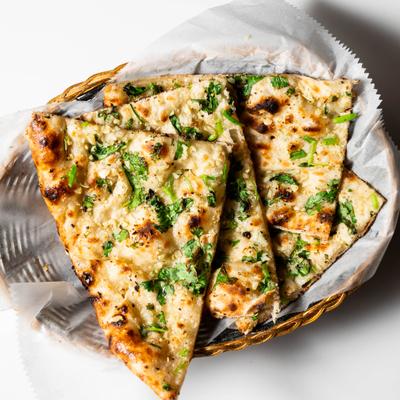 Garlic naan basket.