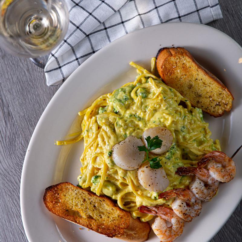 Linguini Alfredo photo