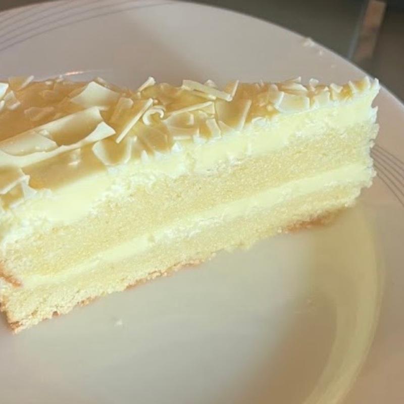 Lemoncello Cake photo