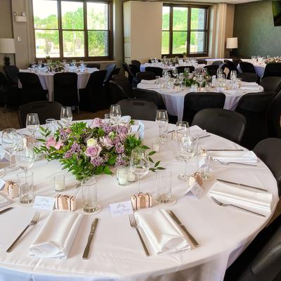 Interior, round tables
