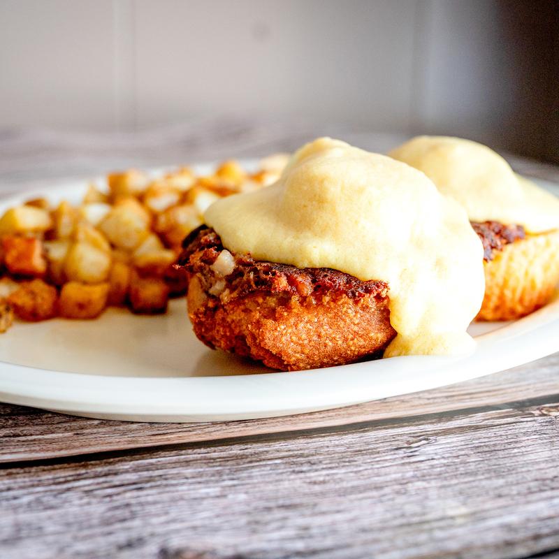 menu item 4 of 8, Corn Muffin Benedict