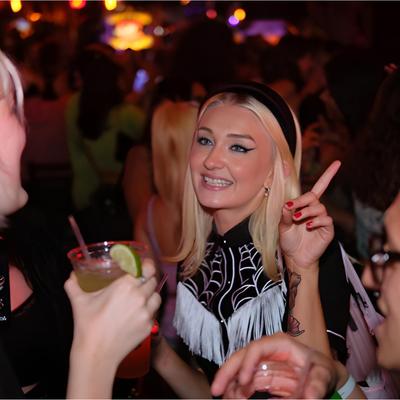 gallery photo number 201