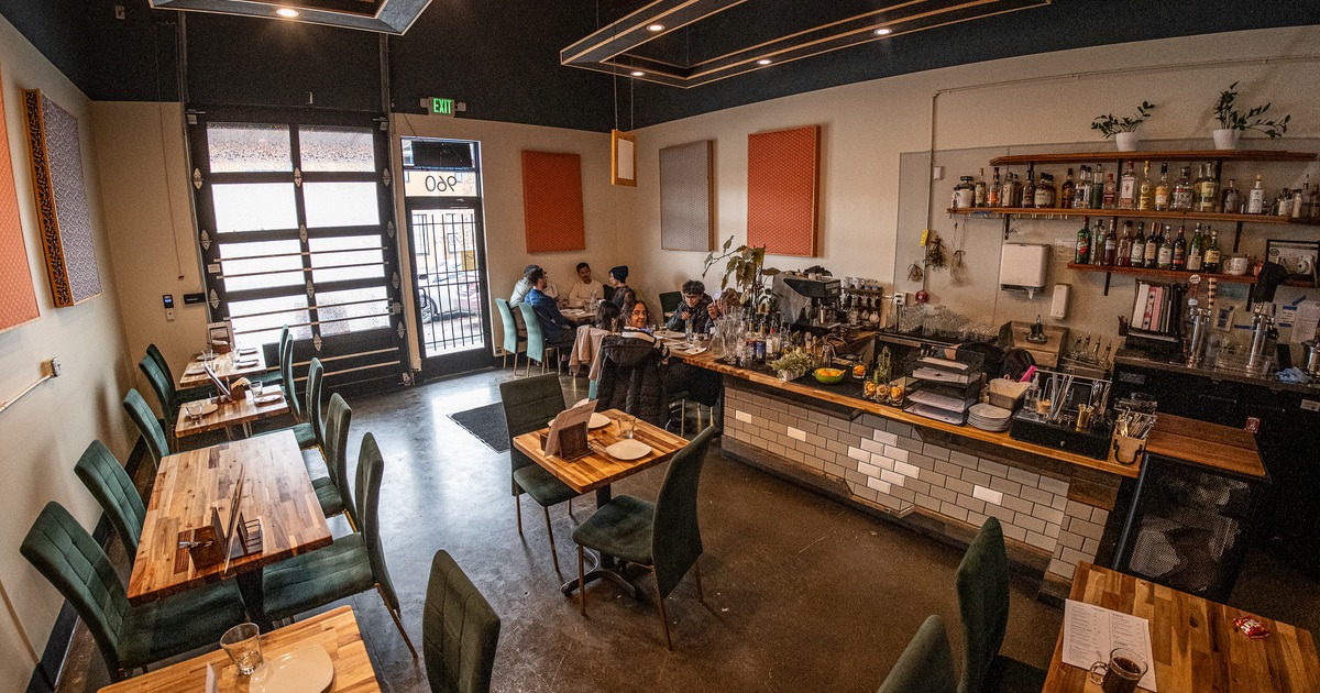 Dining room, view from above towards the restoraunt window