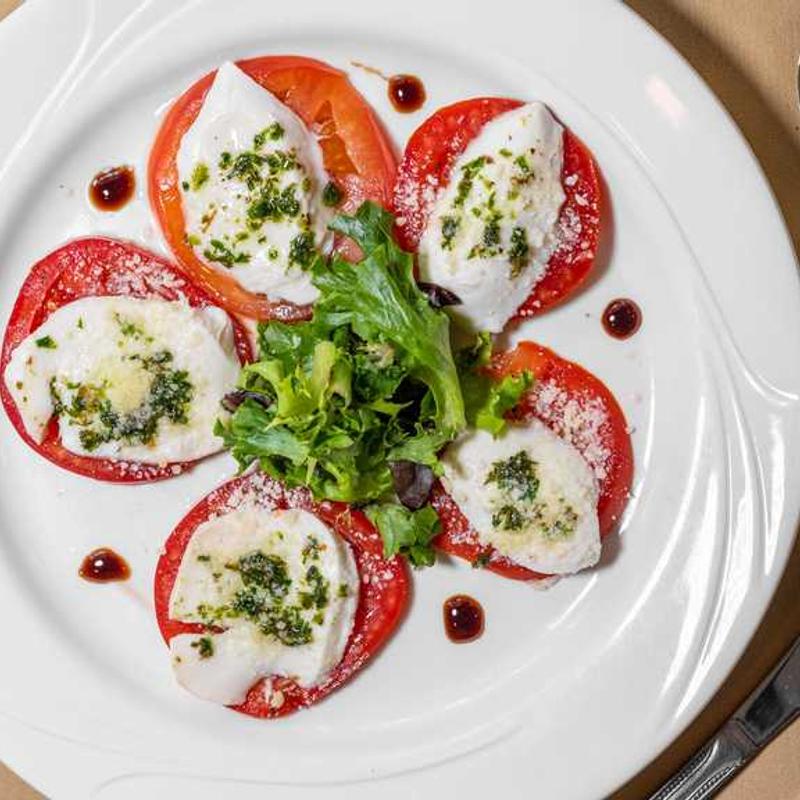 menu item 1 of 33, Mozzarella Caprese