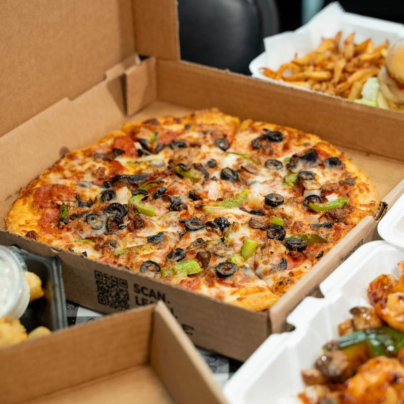 menu item 2 of 12, Supreme Pizza