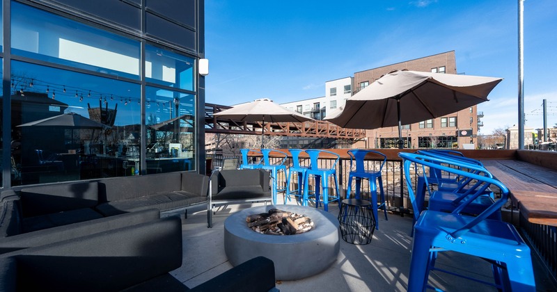 Exterior, seating place around fire pit