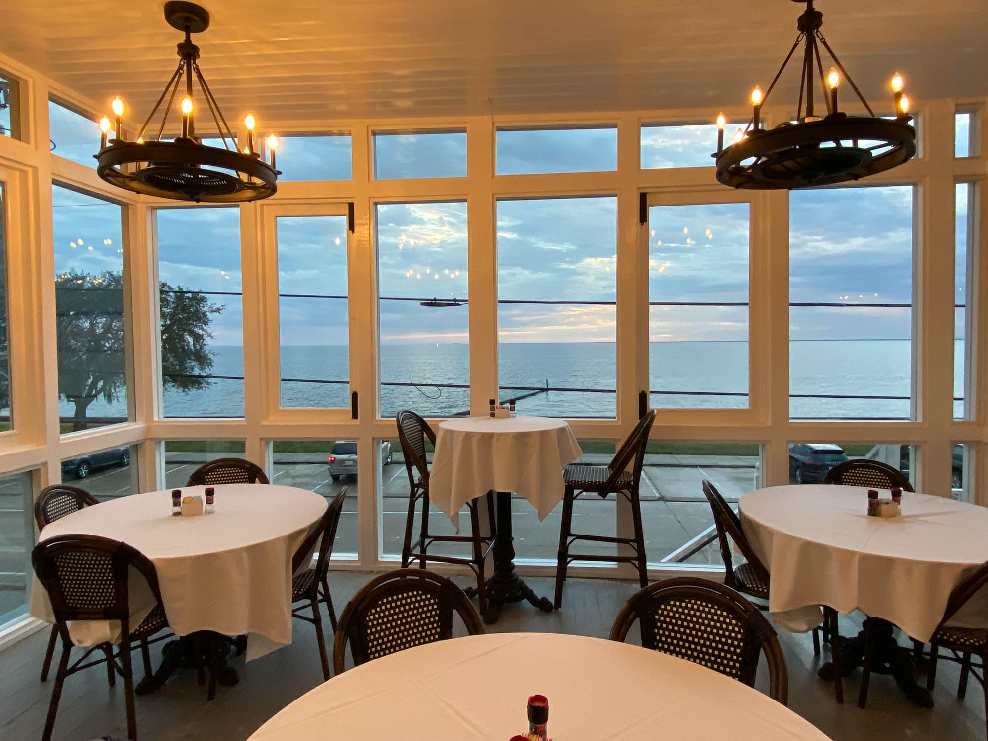 Restaurant dining area