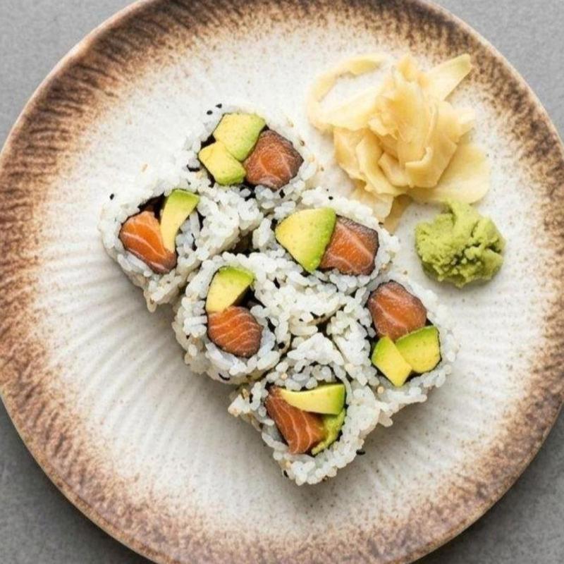 Salmon Avocado Maki (GF) photo
