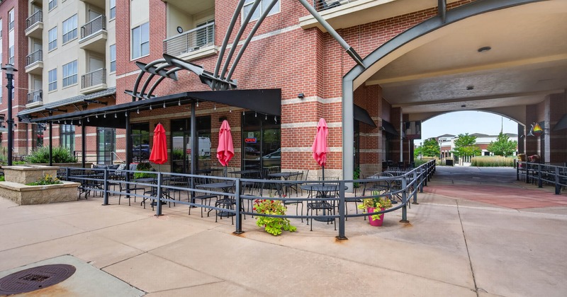 Exterior, main seating