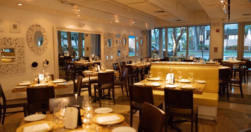 Interior, classic-modern elegant dining space