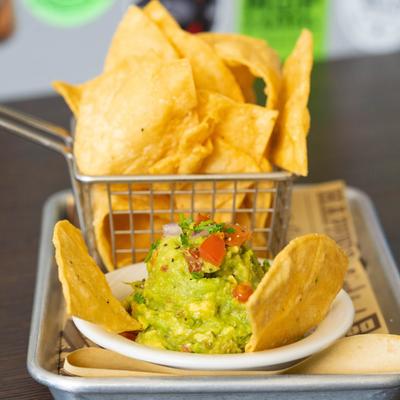 Guacamole and chips.