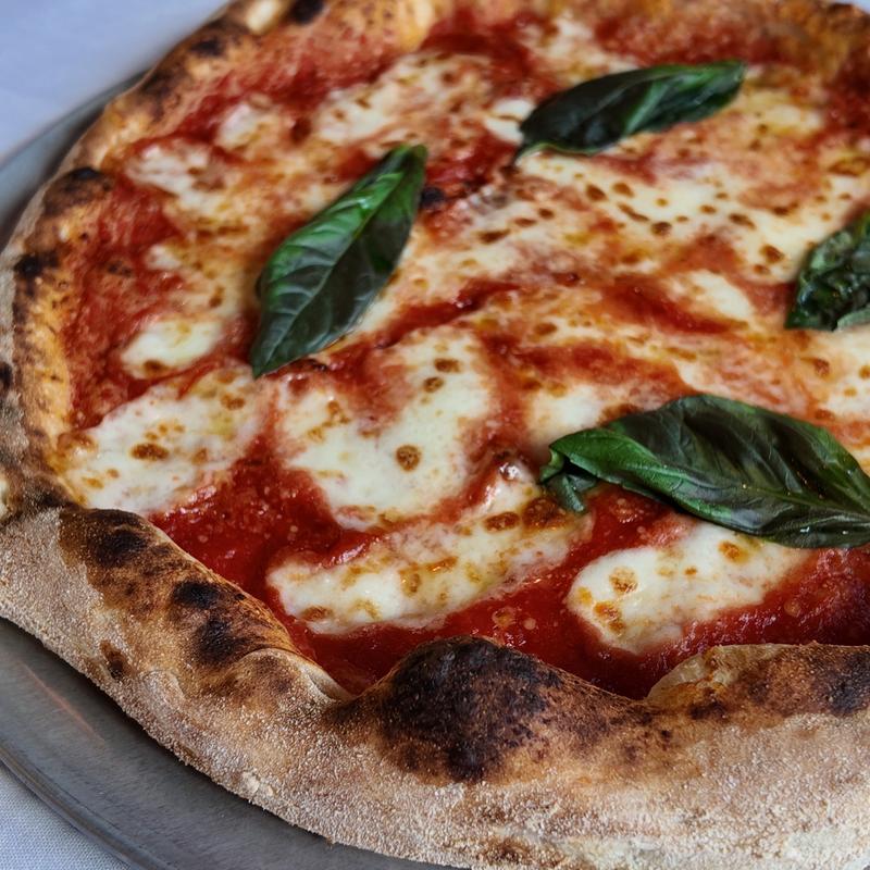 Pizza Margherita photo