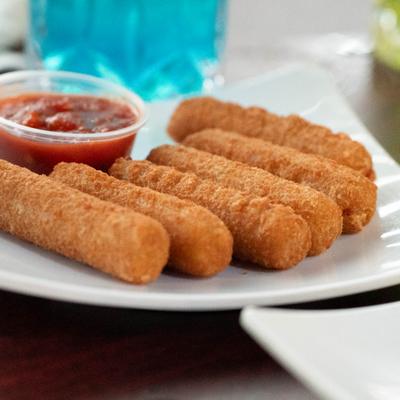 Mozarella sticks served with marinara sauce.