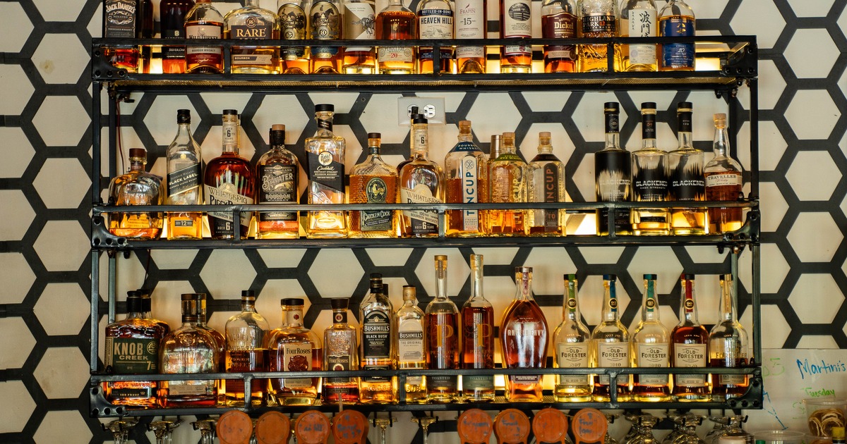 Drink wall
