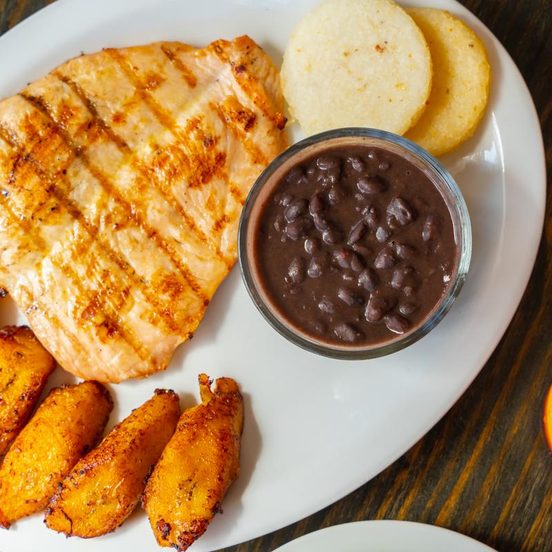 Pollo a la parrilla photo