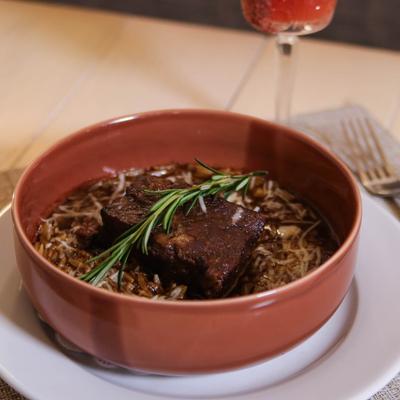 Short Ribs Youvetsi.