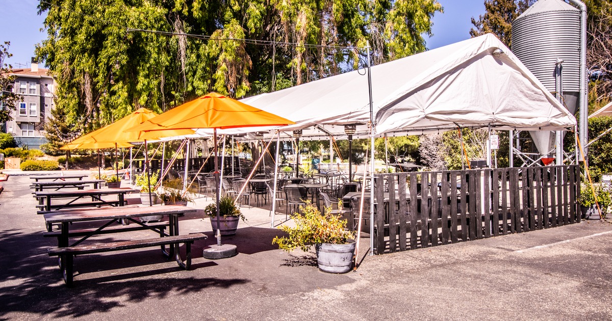 Outdoor patio, seating area