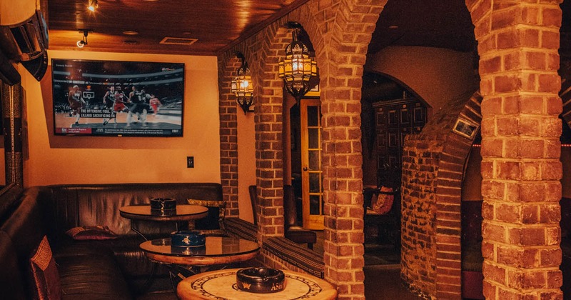 Seating area, TV on the wall