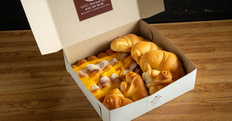 Box of Argentine Pan Dulce