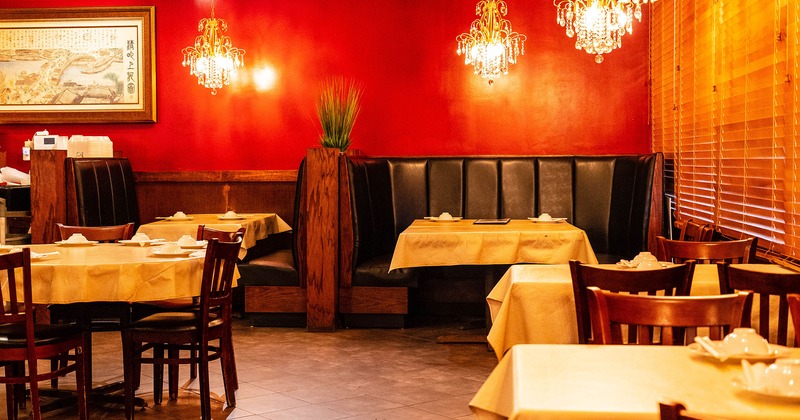 Interior, dining area, tables, chairs and upholstered booths