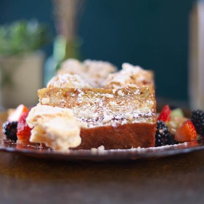 Victoria Peak French Toast, side view.