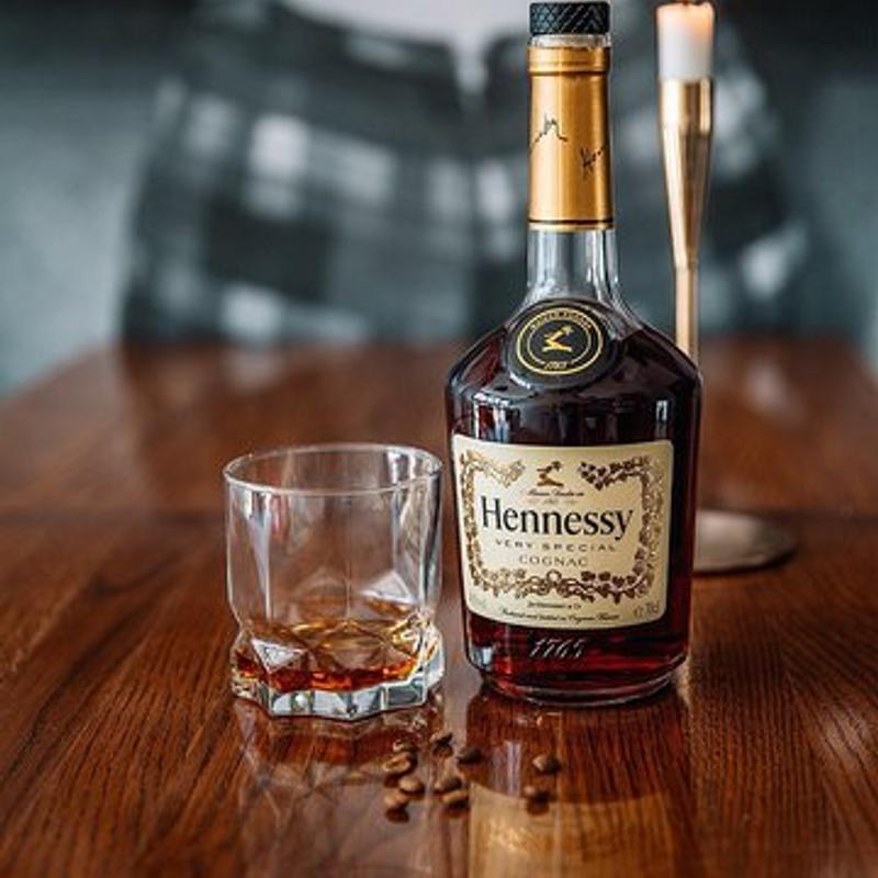 Hennessy Very Special Cognac photo