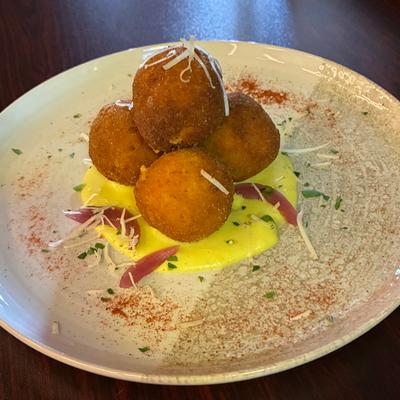 Croquetas Cremosas De Jamon/ Creamy Iberian Ham Croquettes.
